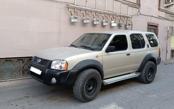 نیسان رونیز _ 86