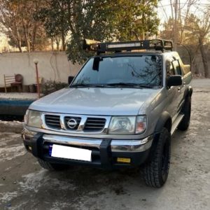 نیسان پیکاپ دو کابین _ 87