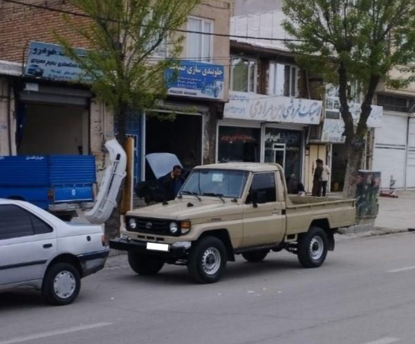 تویوتا لندکروز وانت Fj70 _ مدل 1986 - تصویر 3