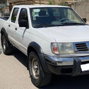 نیسان پیکاپ دو کابین _ 86