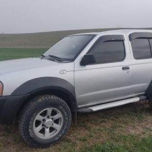 نیسان رونیز _ 83