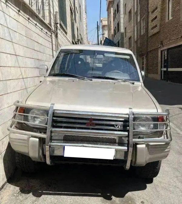 میتسوبیشی پاجرو 4 در 6 سیلندر اتومات _ 1992 - تصویر 2