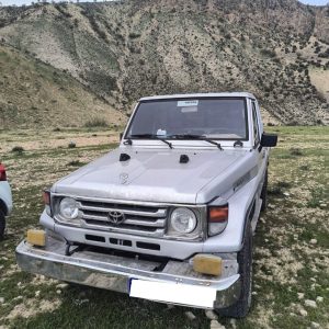 تویوتا لندکروز وانت Fj70  _ مدل 1988