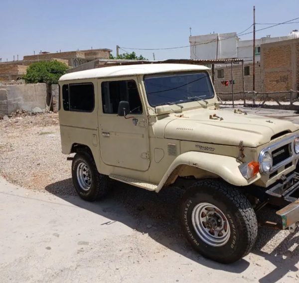 تویوتا لندکروز Fj40 کالسکه _ 1977 - تصویر 2