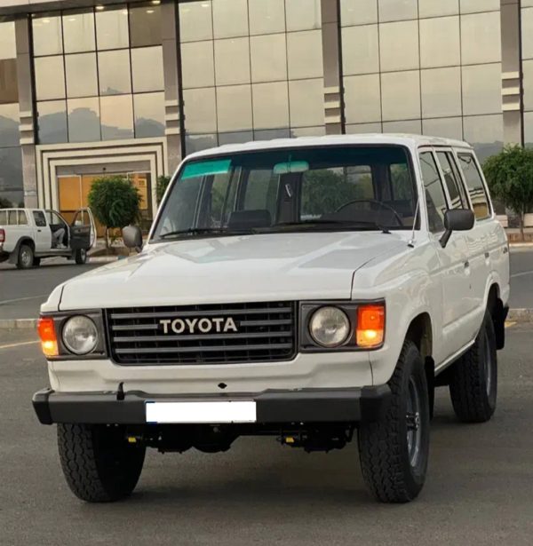 تویوتا لندکروز فرماندهی FJ60 _ مدل - تصویر 2