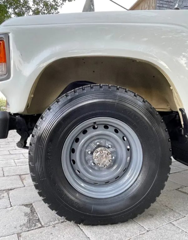 تویوتا لندکروز فرماندهی FJ60 _ مدل - تصویر 9