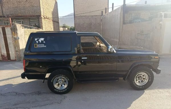 نیسان پاترول 2 در 4 سیلندر _ 1997