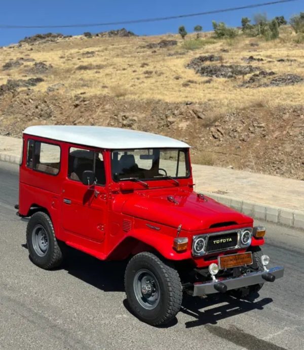 تویوتا لندکروز کالسکه Fj40 _ مدل 1983 - تصویر 2