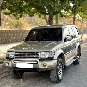 میتسوبیشی پاجرو 4 در 6 سیلندر _ 1992