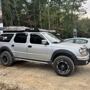 نیسان سرانزا _ 86