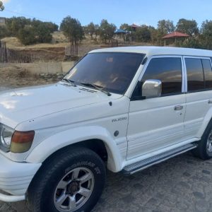 میتسوبیشی پاجیرو 4 در 6 سیلندر _ 2002