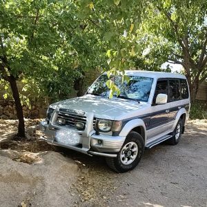 میتسوبیشی پاجیرو 4 در 6 سیلندر _ 1992