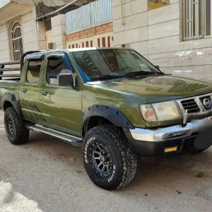 نیسان پیکاپ دو کابین _ 80