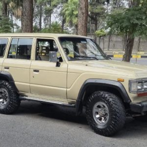 تویوتا لندکروز استیشن fj62 موتور 3f _ مدل 1988