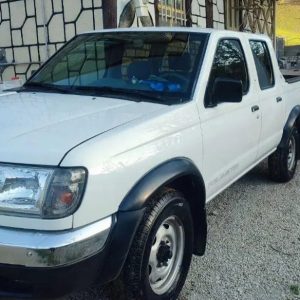 نیسان پیکاپ دو کابین _ 86