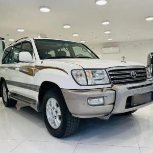 تویوتا لندکروز اتاق 100 _ مدل 2006