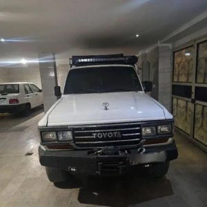 تویوتا لندکروز fj62 ( فرماندهی ) _ 1983