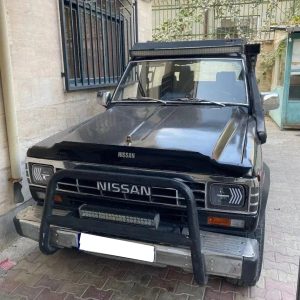 نیسان پاترول دو در _ 76