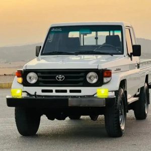 تویوتا لندکروز سری 70 ستون پهن _ 1999