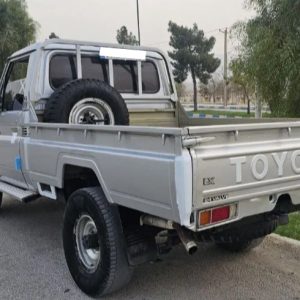 تویوتا لندکروز fj70 _ مدل 1988