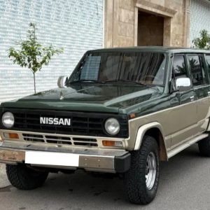 نیسان پاترول چهار در _ 73