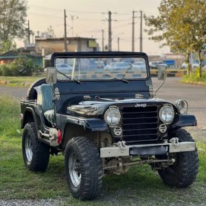 جیپ km _ مدل 1983
