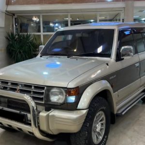میتسوبیشی پاجرو 4 در 6 سیلندر _ 1992
