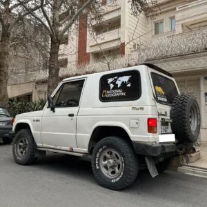 میتسوبیشی پاجرو دو در _ 1990