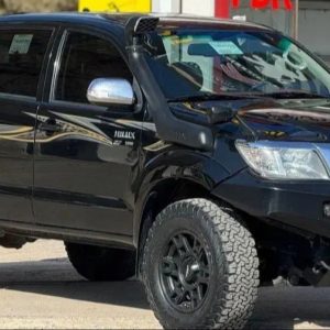 تویوتا هایلوکس دو کابین بلند _ 2014