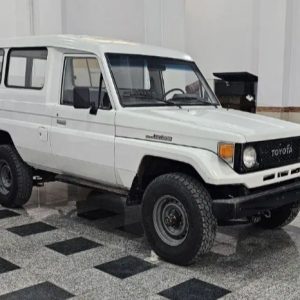 تویوتا لندکروز تروپی _ مدل 1986