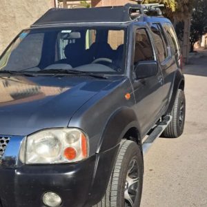 نیسان رونیز _ مدل 83