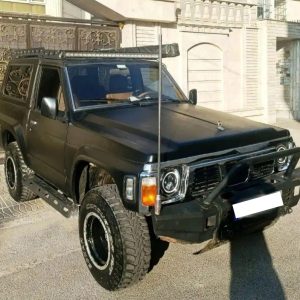 نیسان پاترول 2 در 4 سیلندر فول انژکتور با لوازم آفرودی _ مدل 78